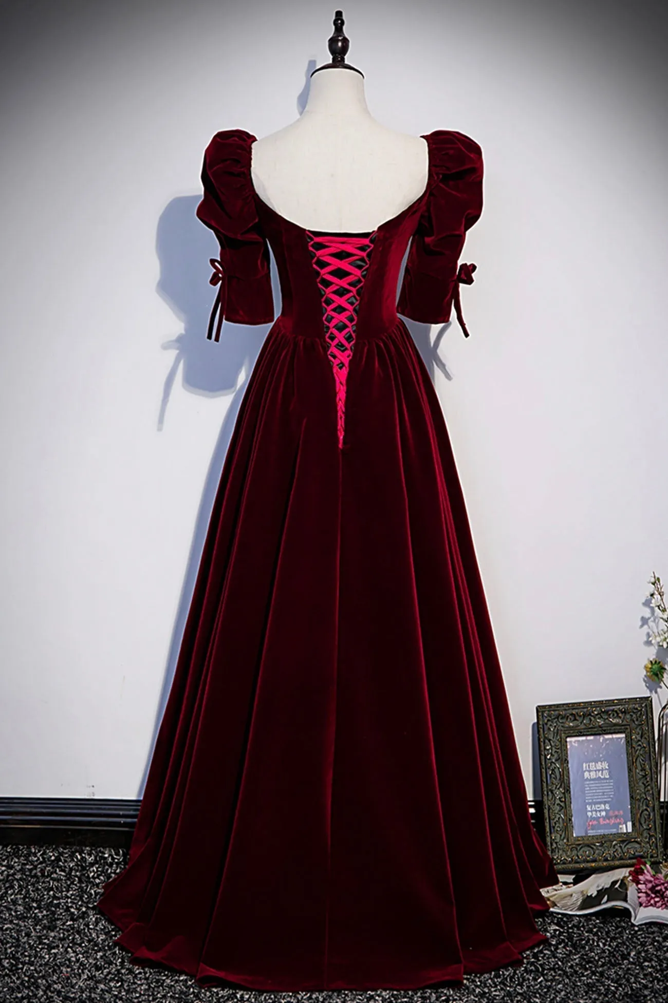 Burgundy Velvet Long Prom Dresses A-Line Short Sleeve Evening Dresses
