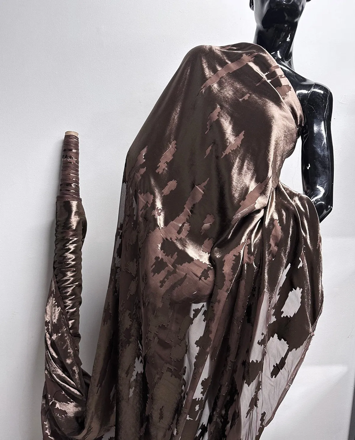 Cocoa Rayon Silk Pixel Paintbrush Cut Velvet