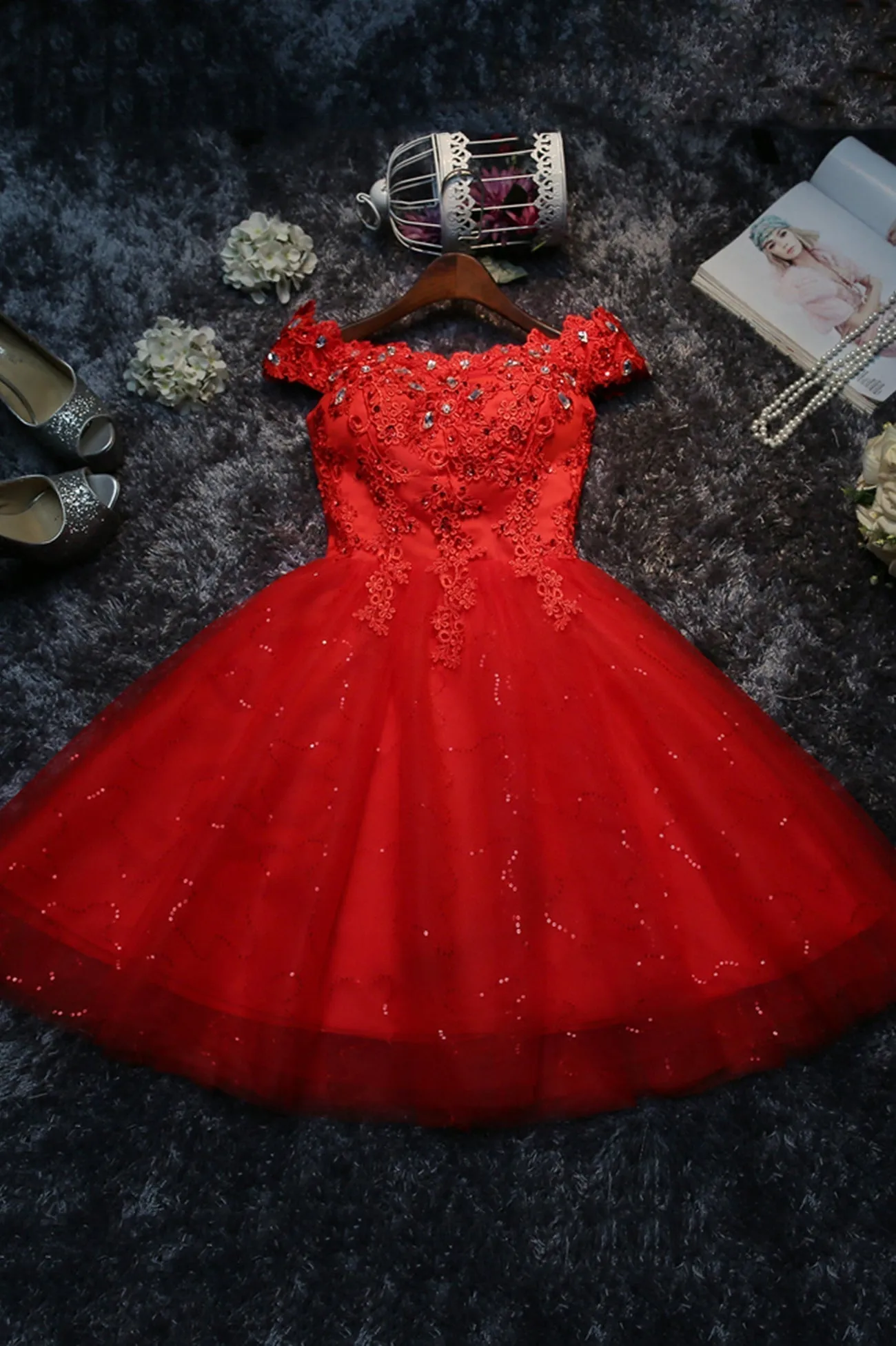Cute Lace Short A-Line Prom Dresses Off the Shoulder Party Dresses