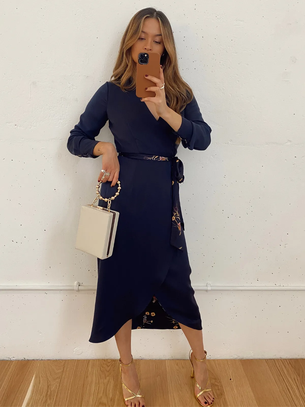 Fergie Reversible 2 in 1 Wrap Midi Dress / Navy Floral