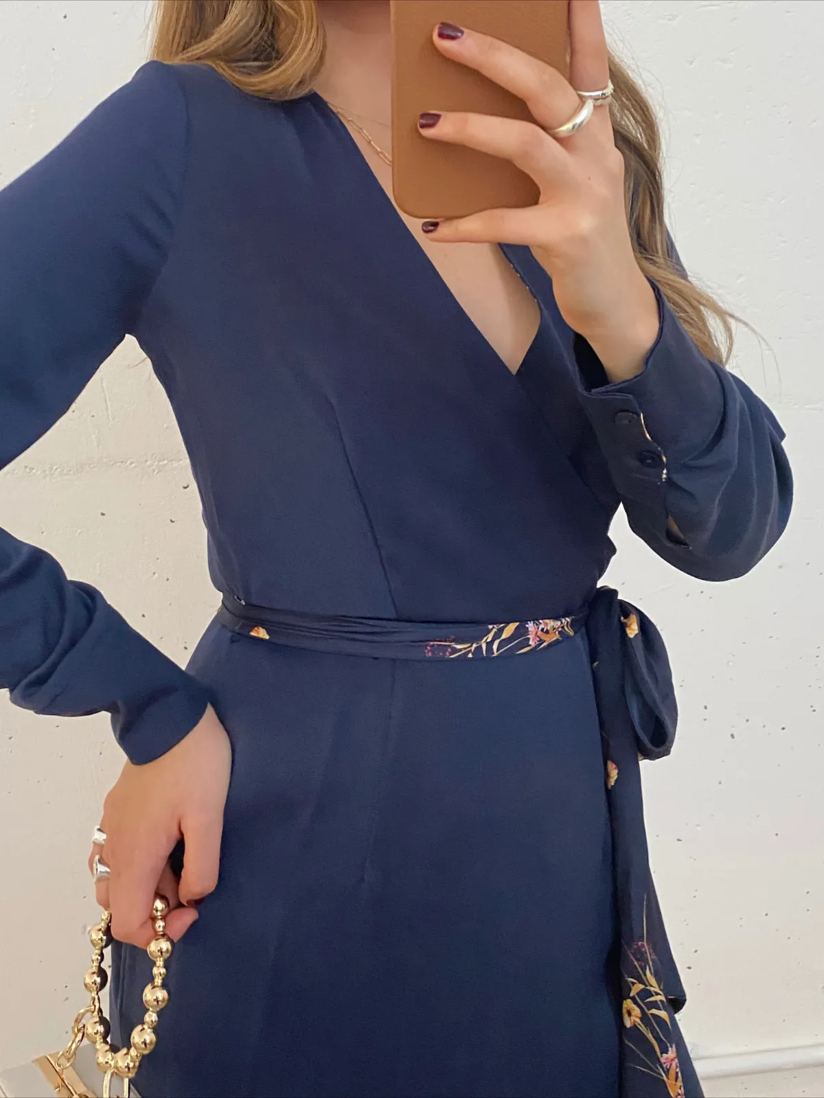 Fergie Reversible 2 in 1 Wrap Midi Dress / Navy Floral