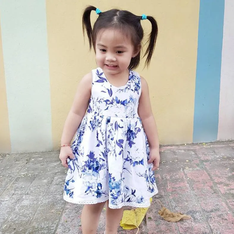 Iris Dress in Tropical Garden
