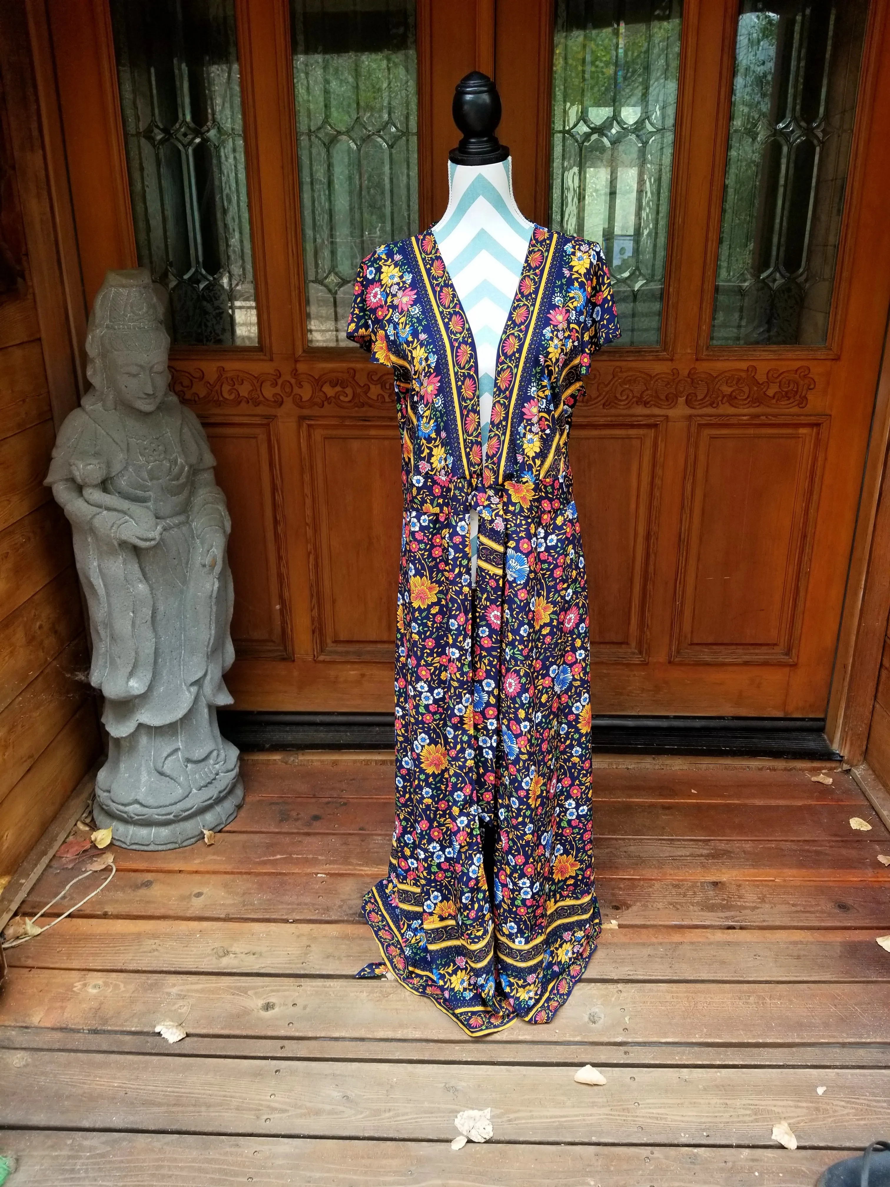 MAXI FLORAL DUSTER WRAP SIZE LARGE