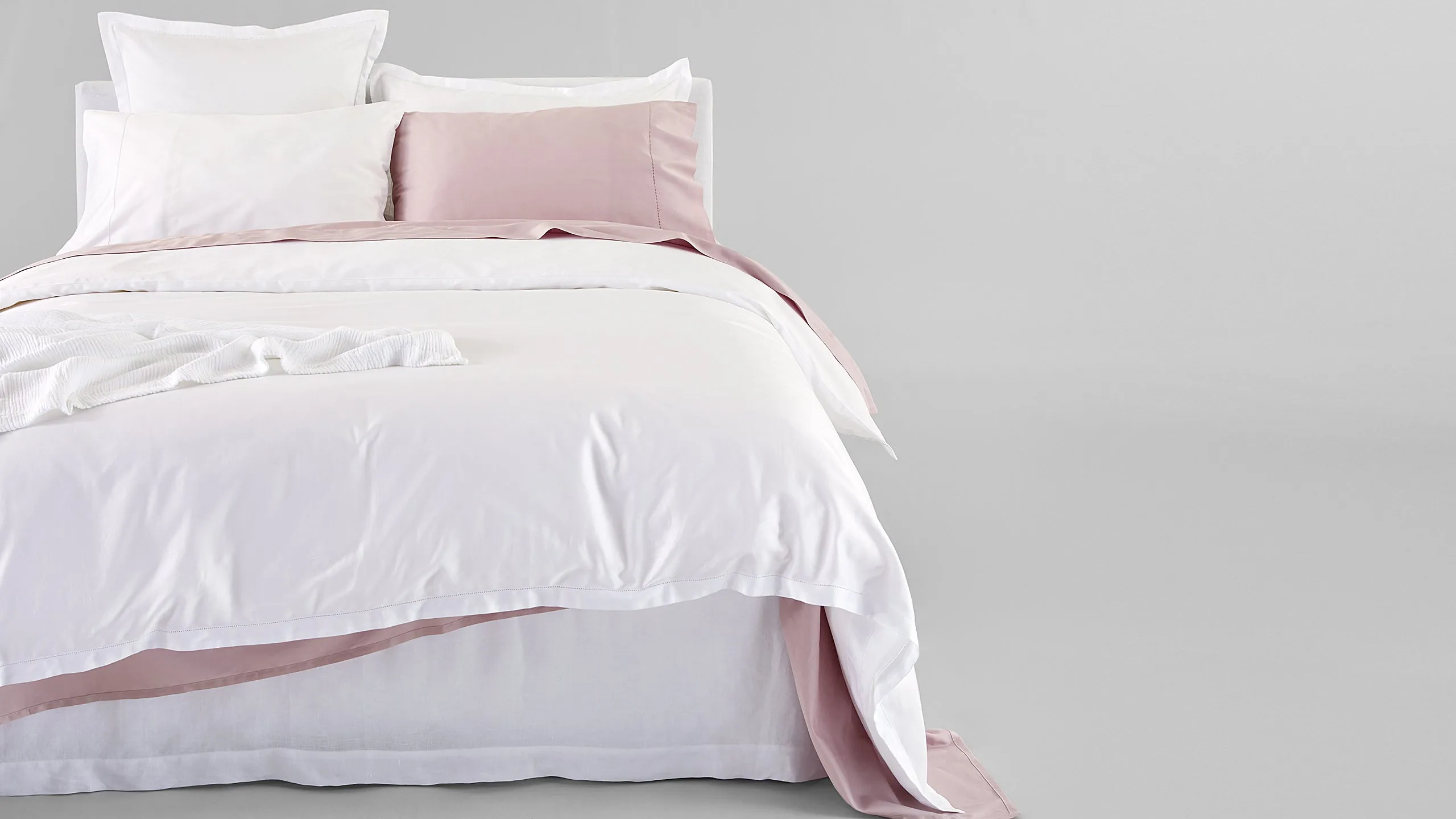 Nova Pillowcase