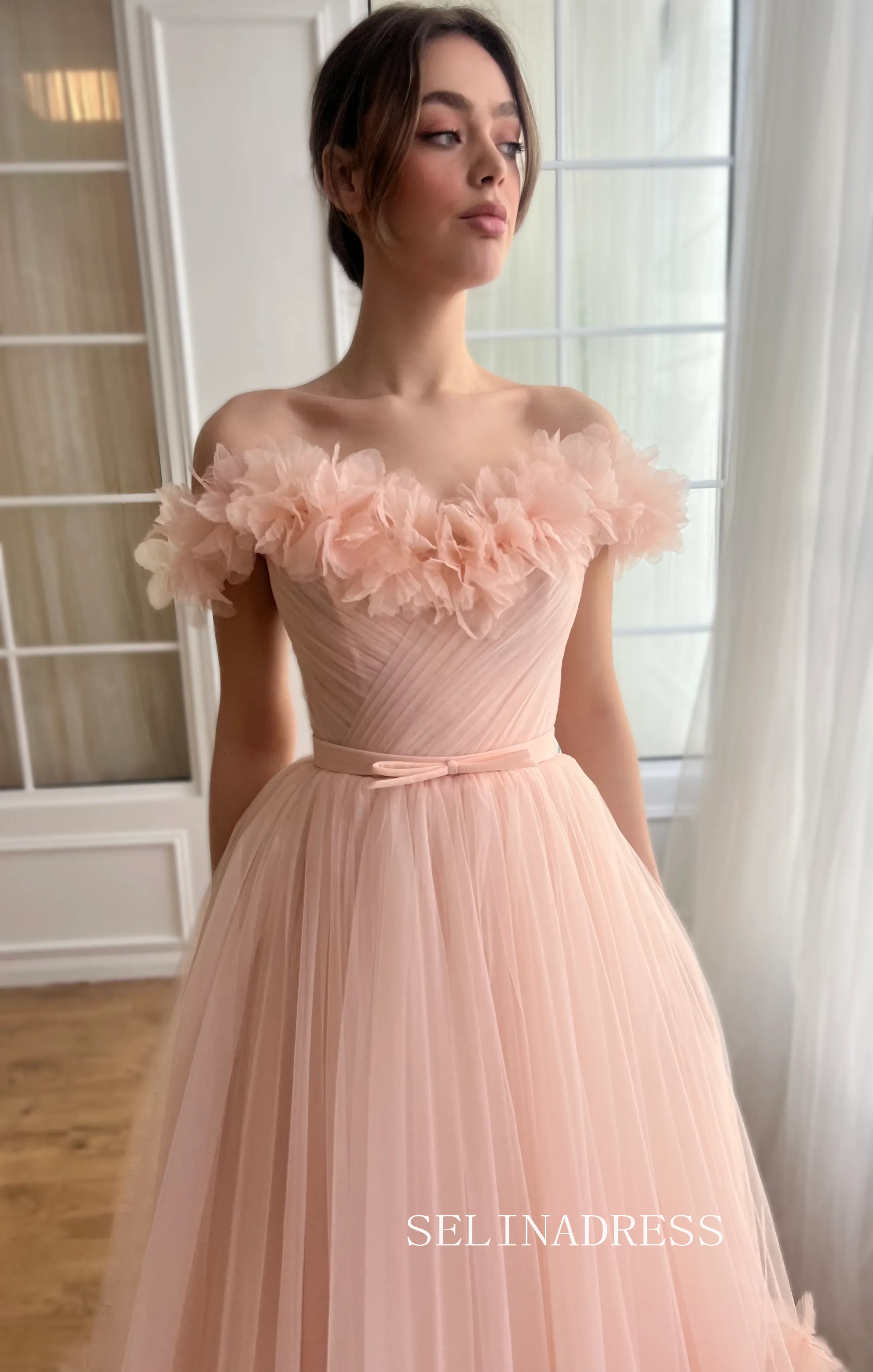 Pink Off-the-shoulder Short Wedding Dress Tea Length Tulle Prom Dresses Princess Evening Gowns EWR314