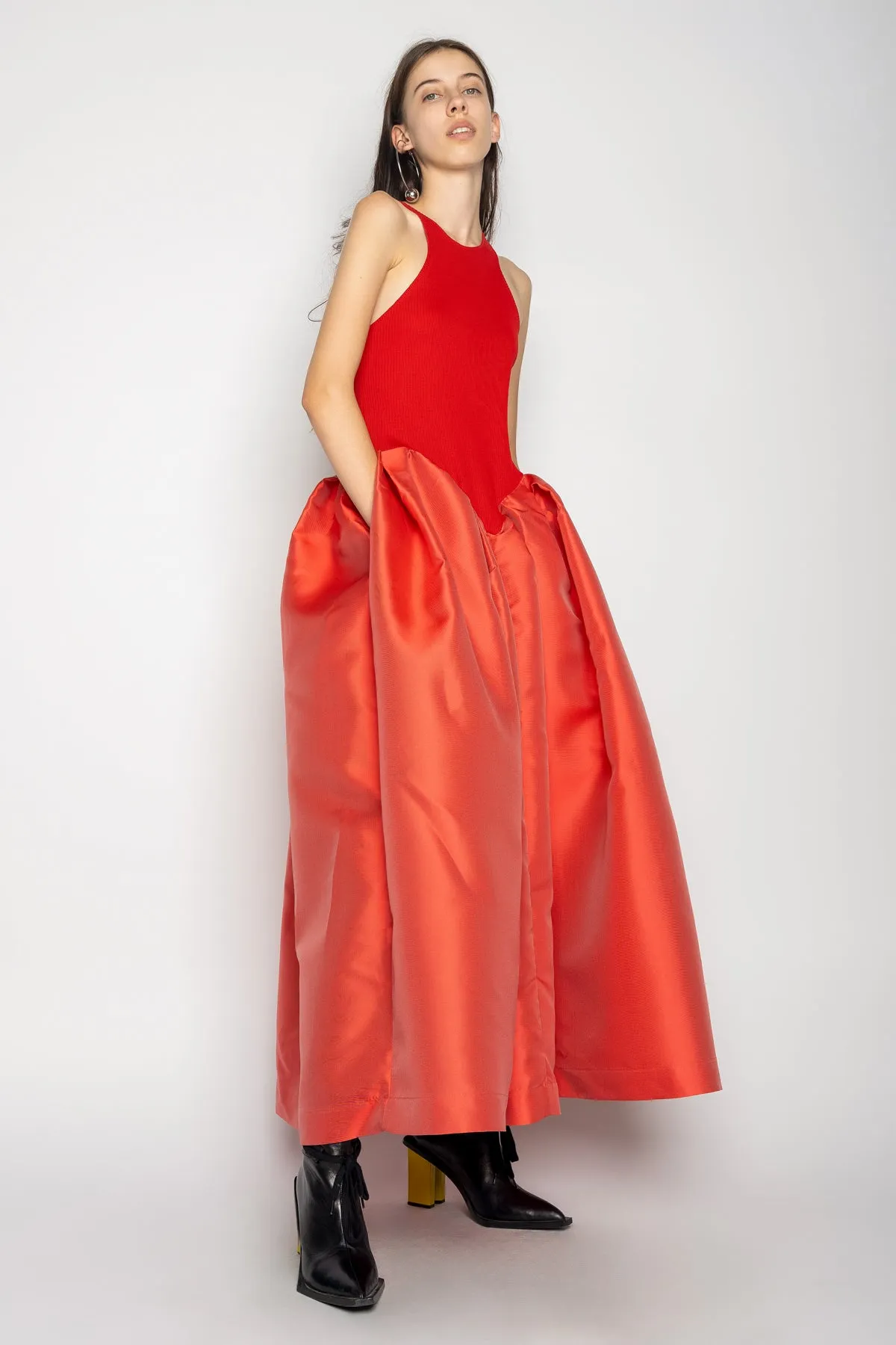 RED DRESS WITH TANK TOP SCOOPED