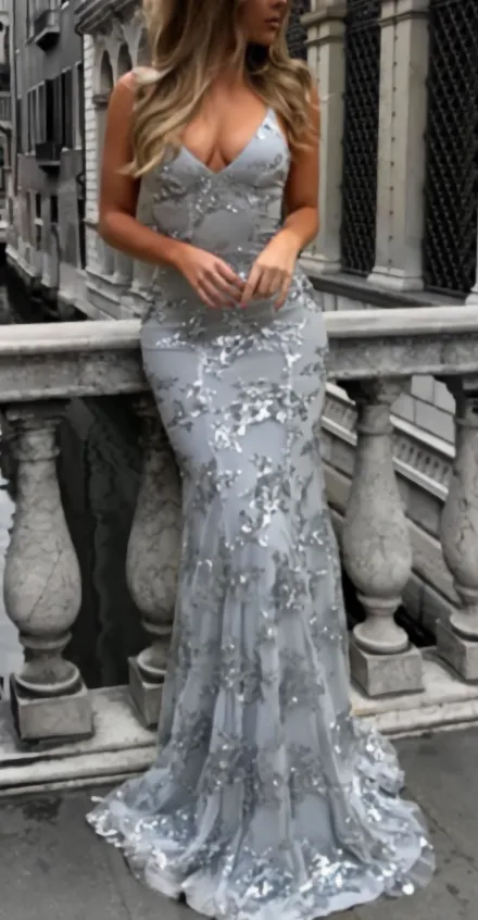 Sexy V Neck Mermaid Sequined Lace Backless Long Prom Dresses